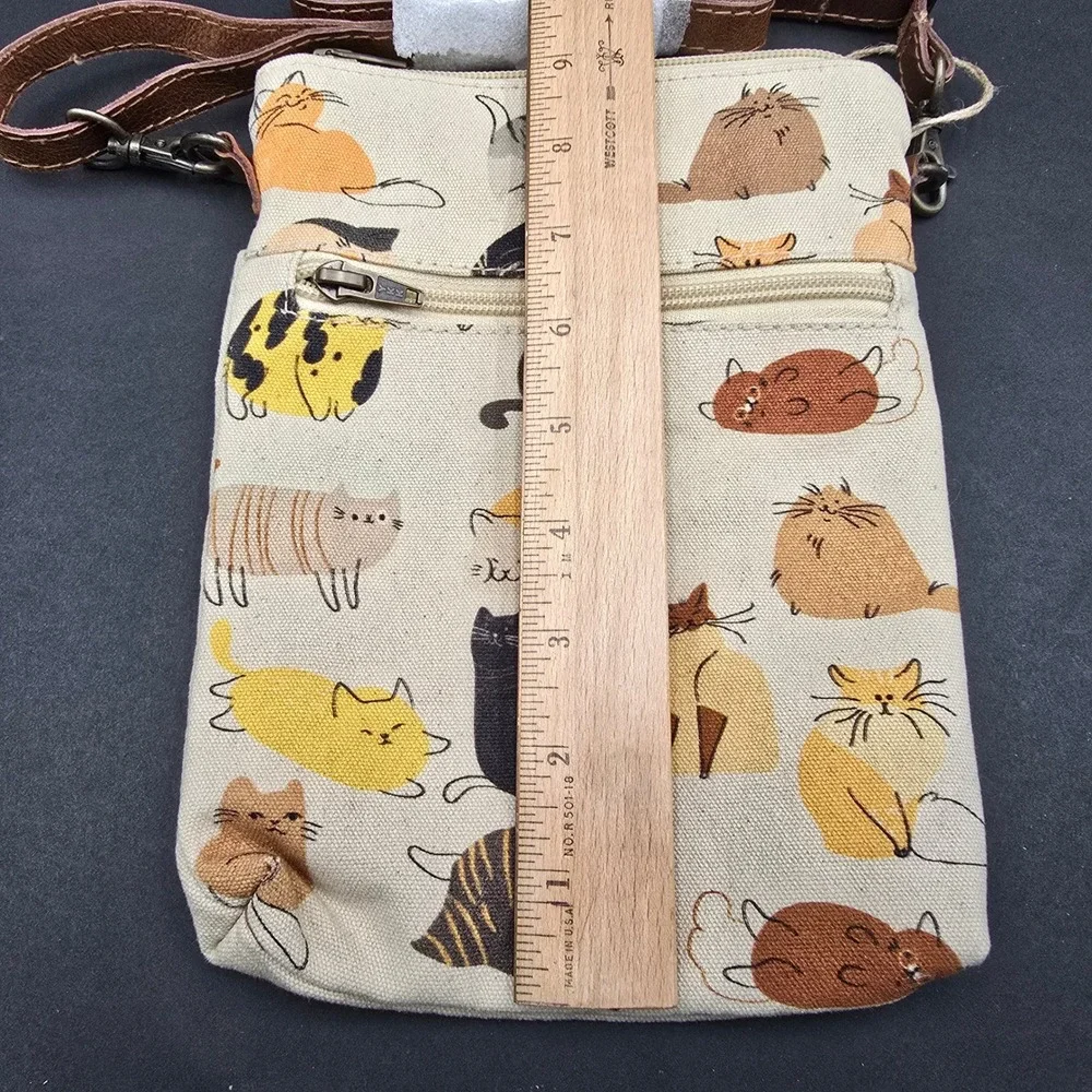 Cottn Curls Cats Slim Sling Canvas Crossbody Bag Cream Brown 638469 NWT